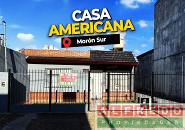 Casa 4 ambientes con parque y cochera - Moron