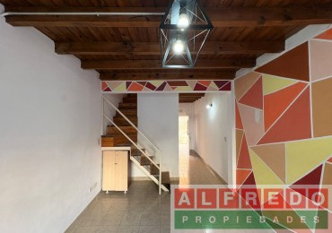 Duplex - PH - en Alquiler - Moron Sur