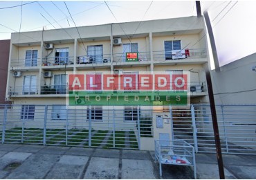 Luminoso 2 ambientes con cochera en Moron Sur - Ideal inversor o primera vivienda